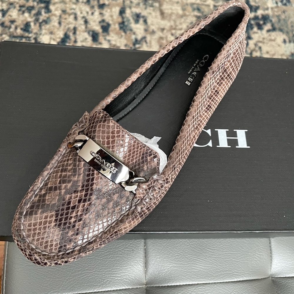 Coach  signature chain silver tone logo bar snake skin print leather loafers